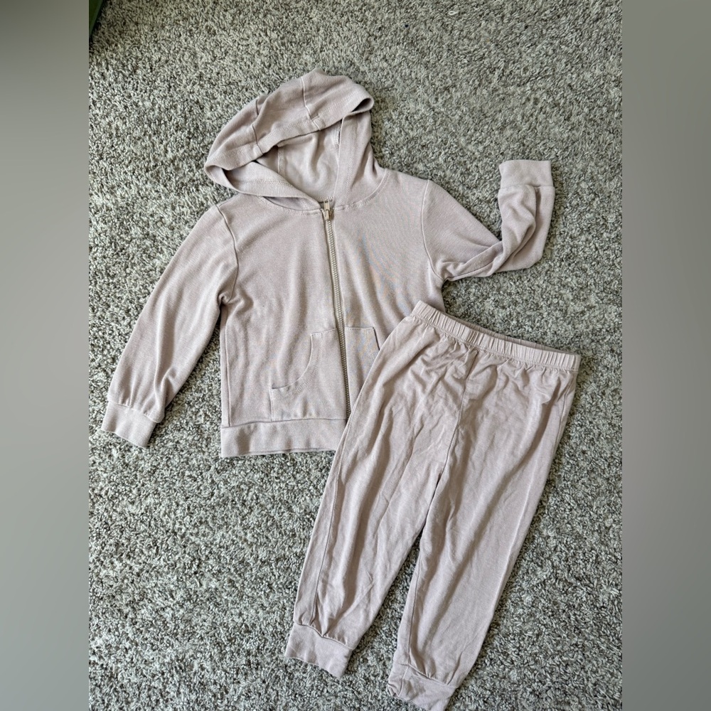 Kyte baby zip up & pants